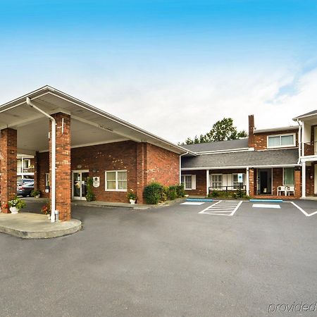 Days Inn By Wyndham Jefferson Εξωτερικό φωτογραφία