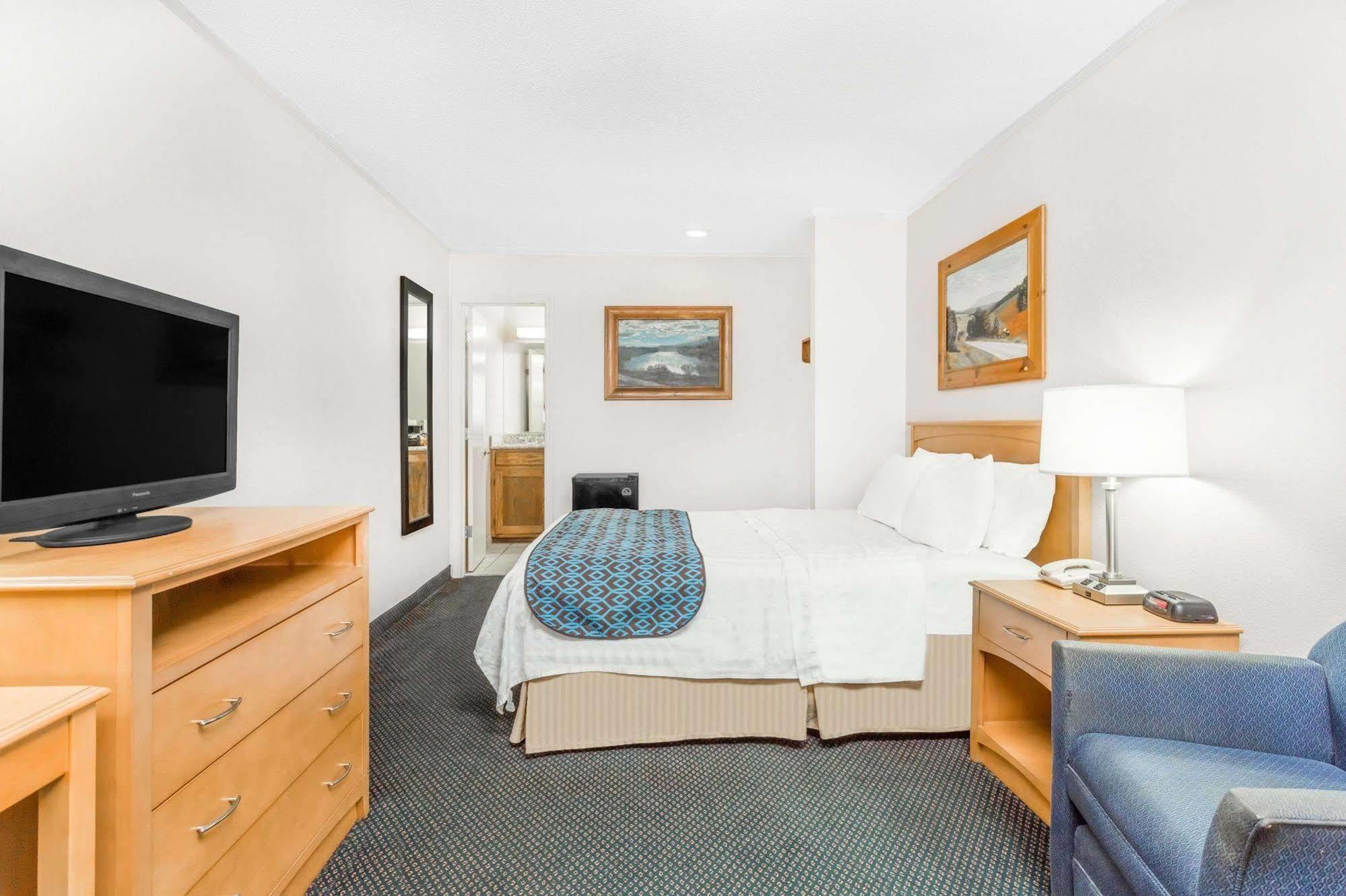 Days Inn By Wyndham Jefferson Εξωτερικό φωτογραφία